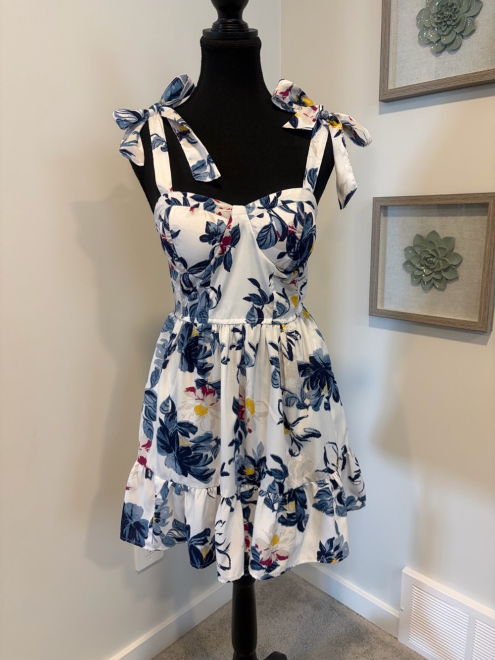 Band of the Free Blue & White Floral Tie-Shoulder Corset Mini Summer Dress EUC
